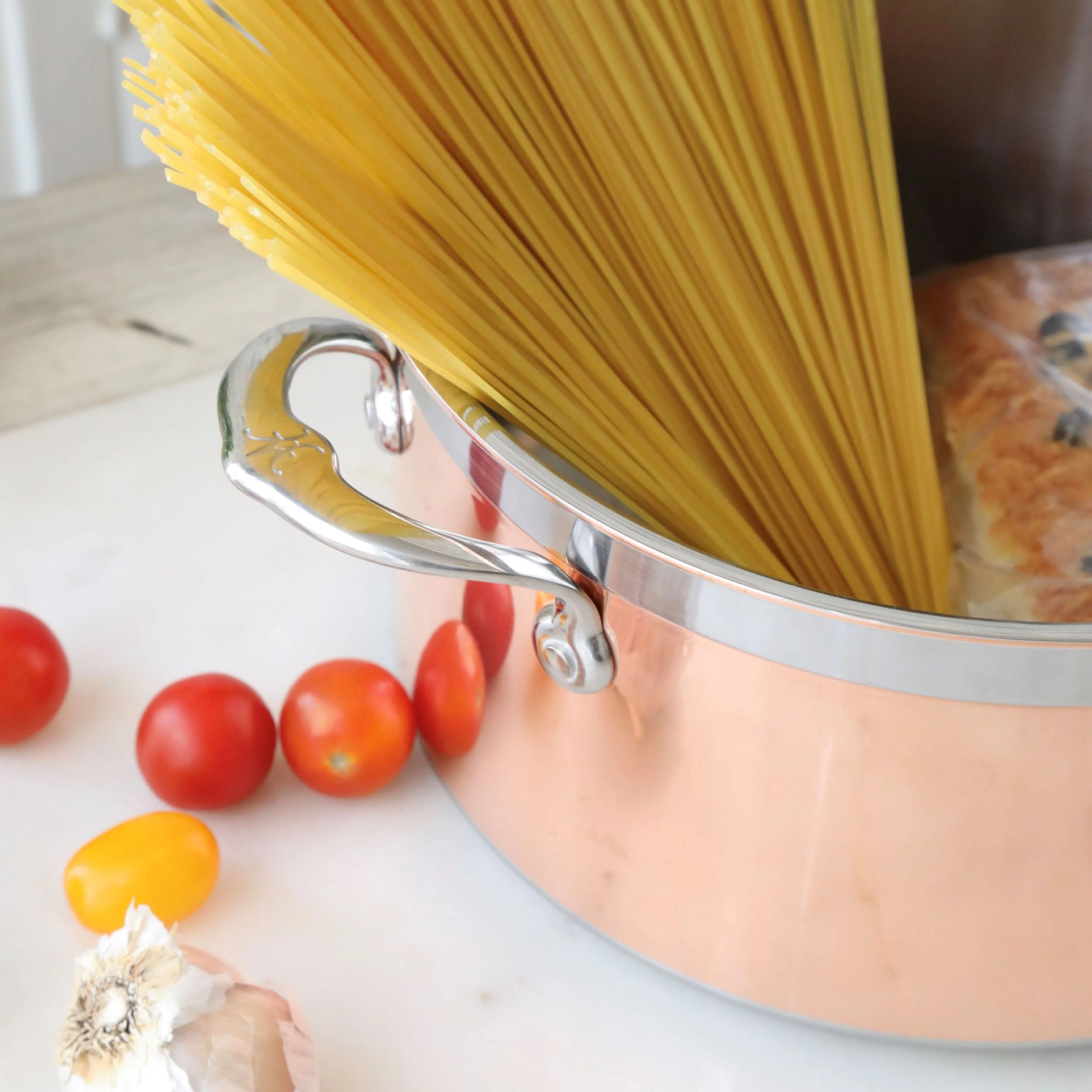 Hestan CopperBond Induction Copper Stock Pot & Lid - 24cm (5.7L) - Image 3