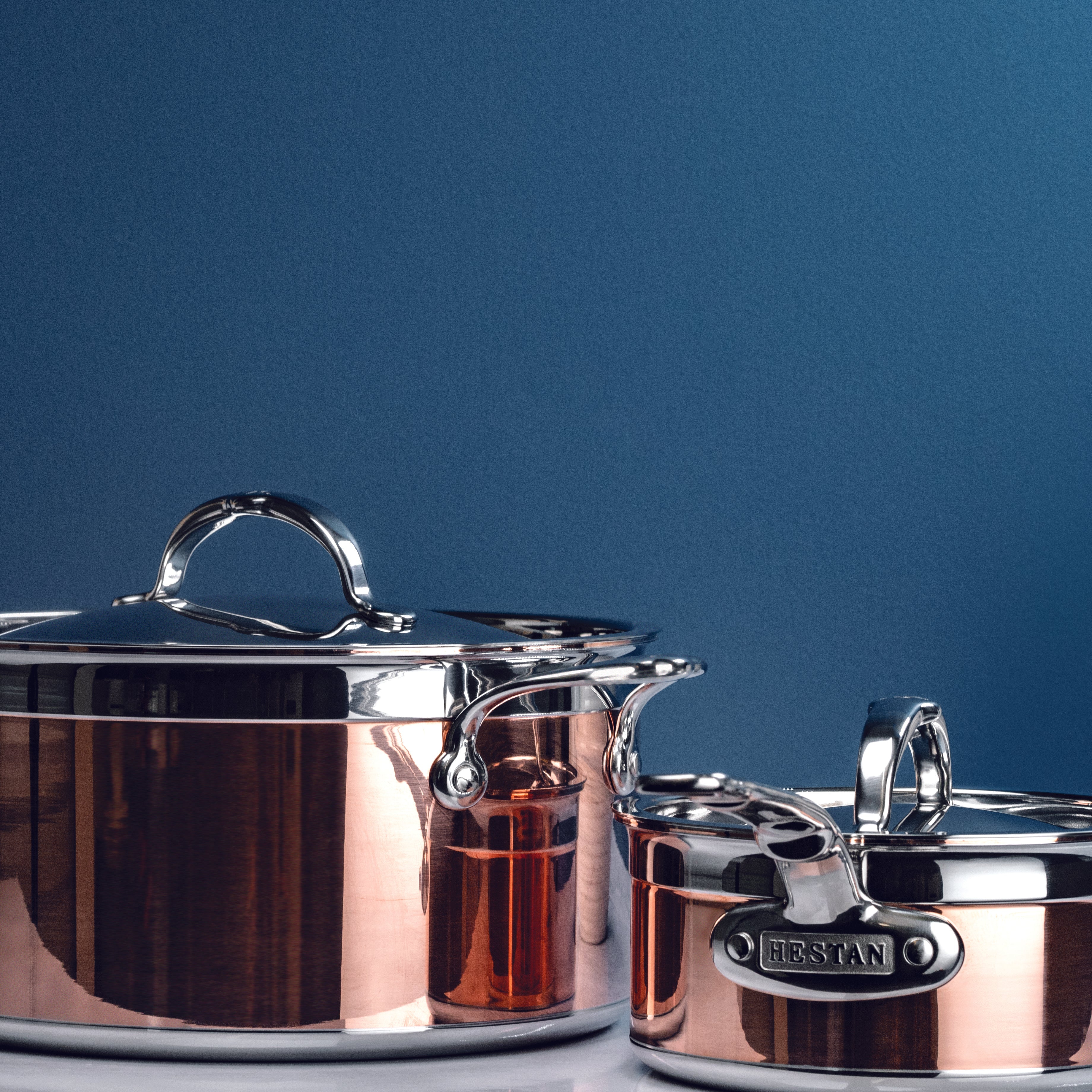 Hestan CopperBond Induction Copper Stock Pot & Lid - 24cm (5.7L) - Image 4