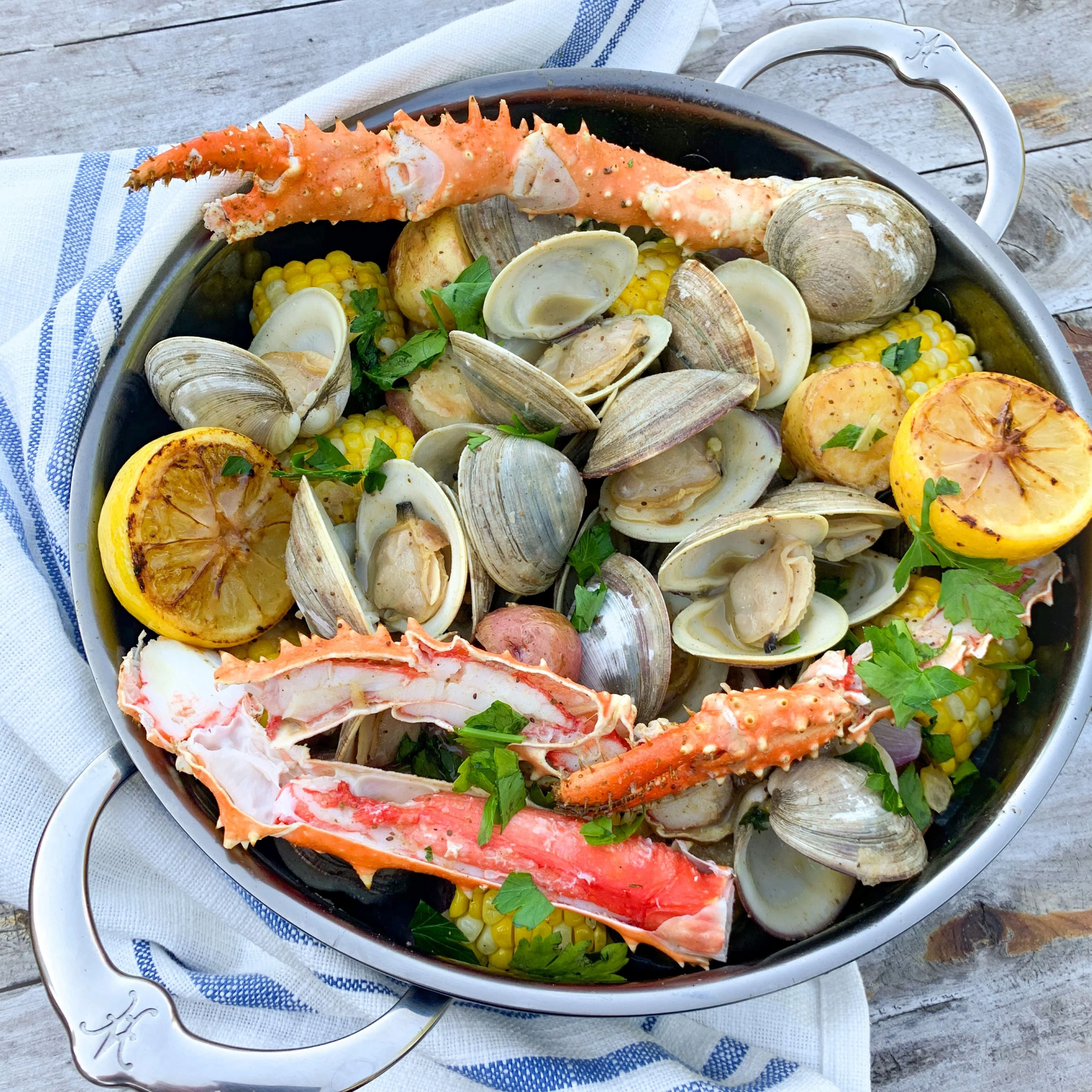 Hestan NanoBond Titanium Induction Sautéuse & Lid - 26cm/3.3L - Image 4